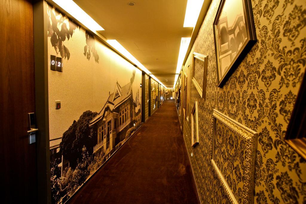 Fx Hotel Tainan Exterior photo