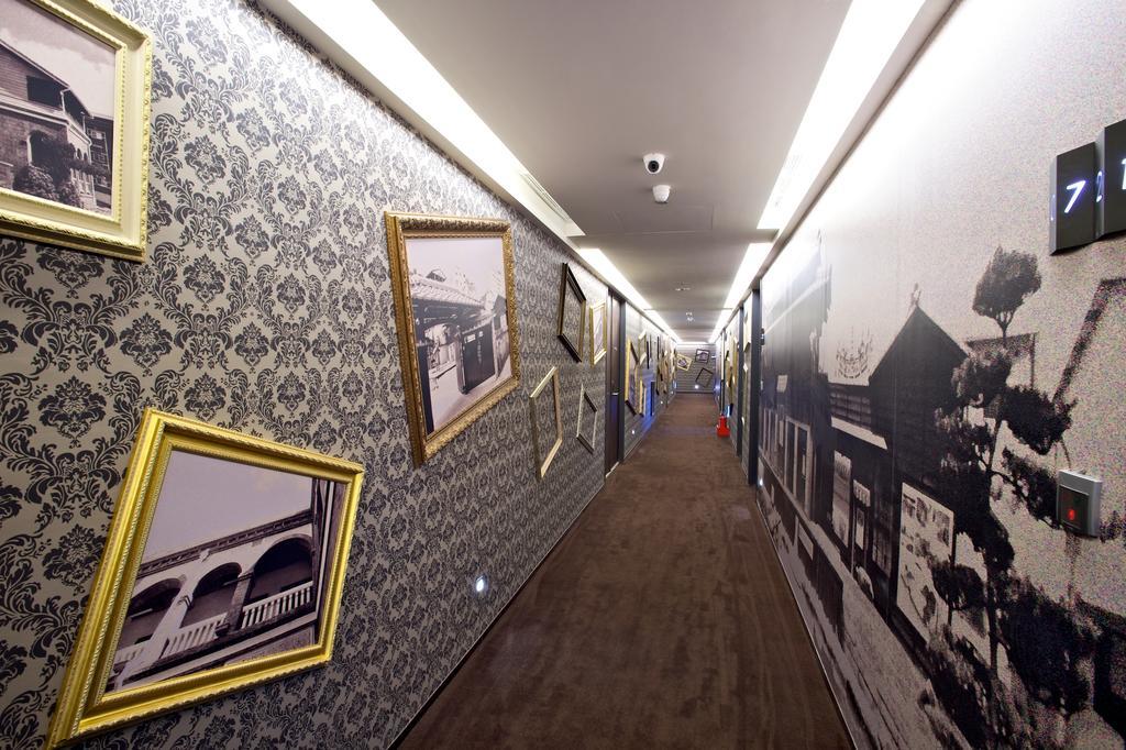 Fx Hotel Tainan Exterior photo